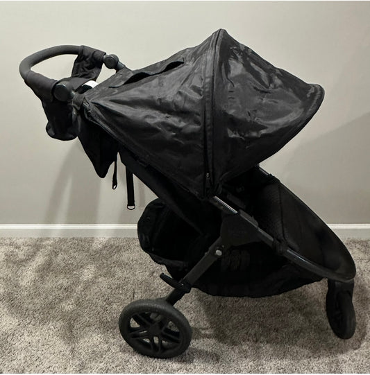#160 Britax B-Free single jogging stroller with accessories