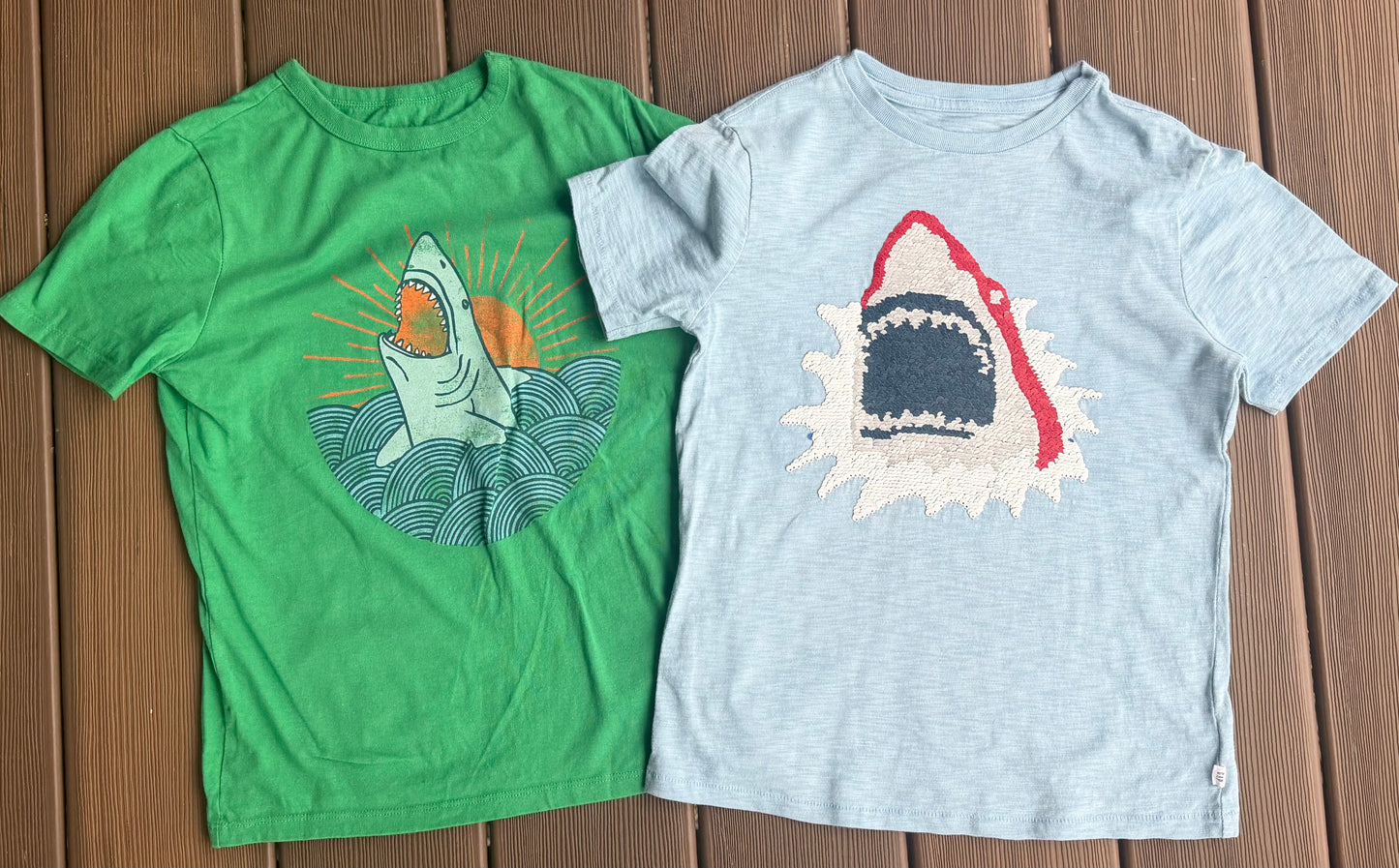 #28 Gap Kids Boys Shark Graphics Tee Set of 2, Size M