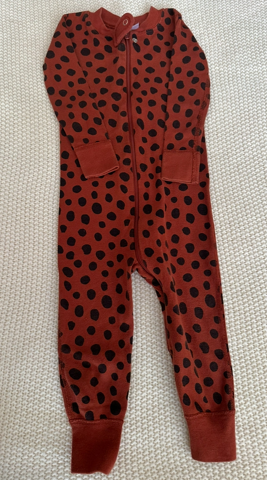 #93 Hanna Andersson Brown Black Spot Sleeper Pajamas Girls 2T
