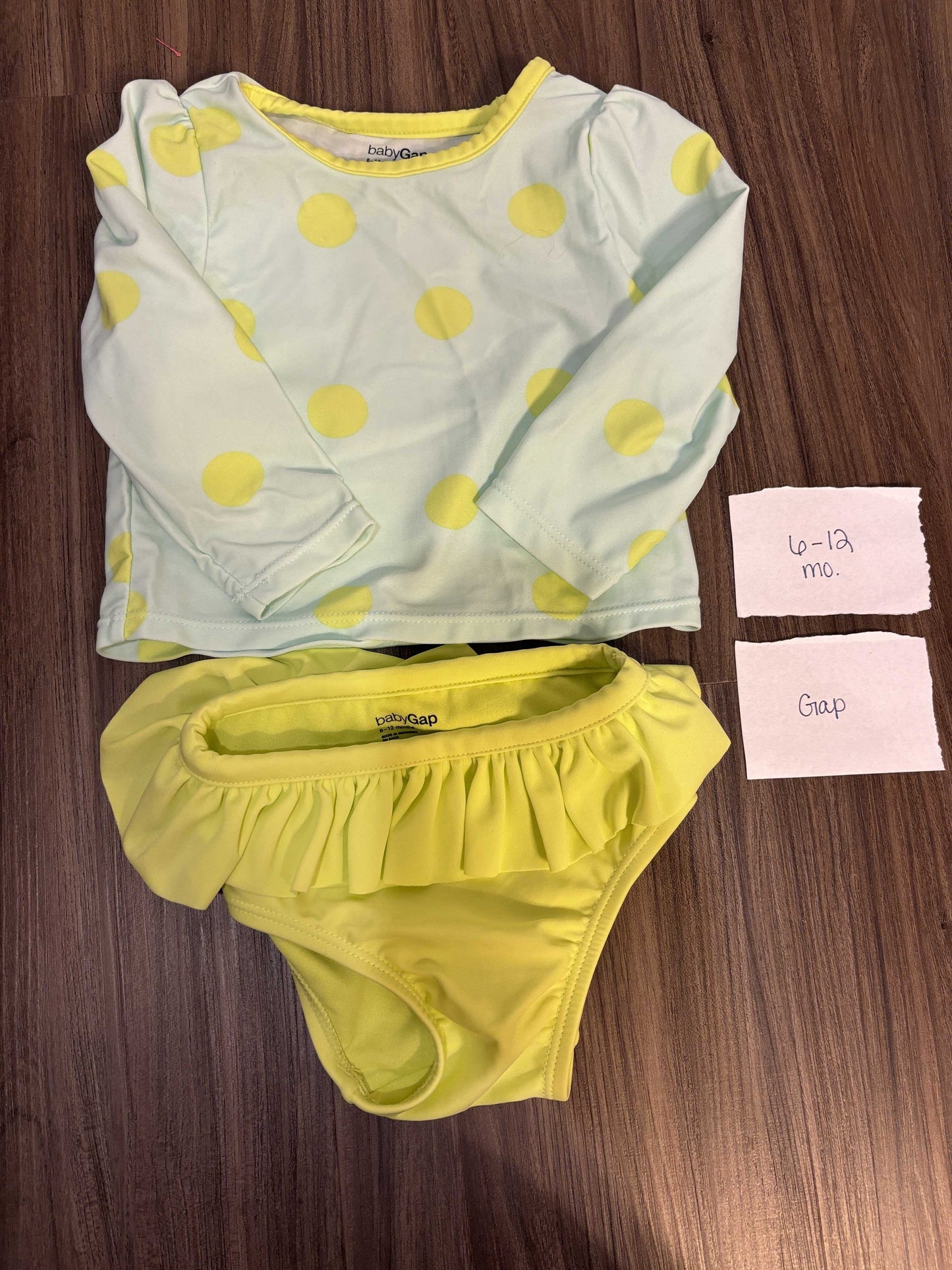 #77 - 6-12 Mo - VGUC Gap - 2 Piece blue/yellow Swimsuit
