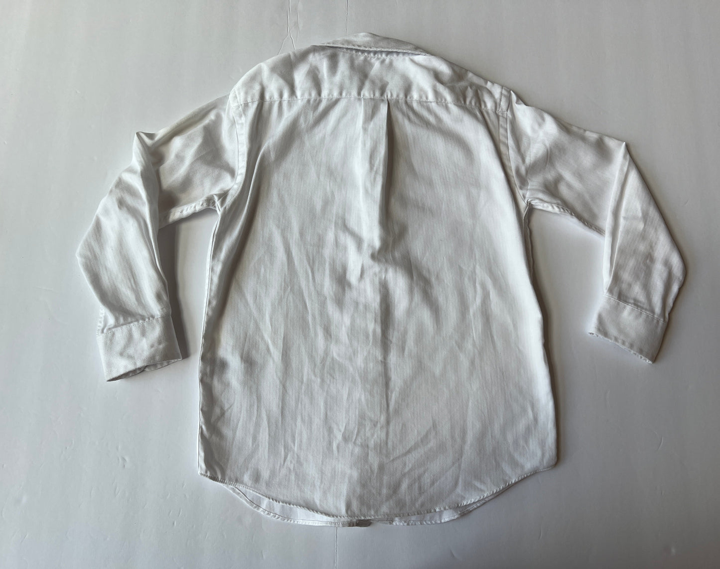 #180 Boys Small (6-7) Cat & Jack White Button Down (2 available)