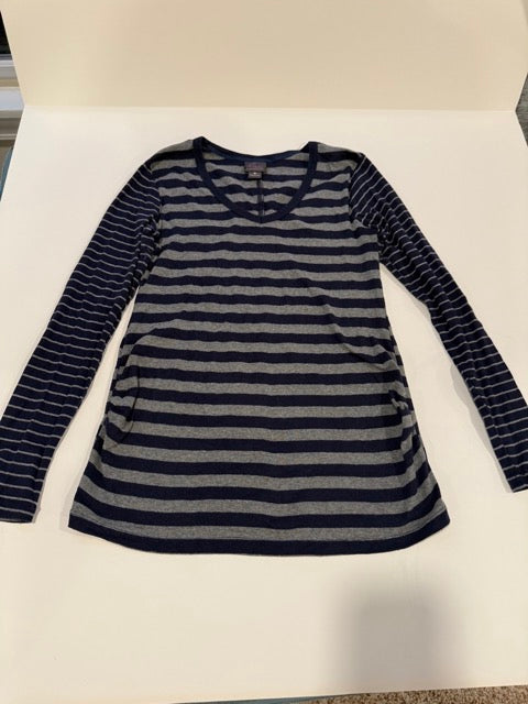 #9 -  Various Brands -   4 Long Sleeve Maternity Shirts Women's SIZE  M