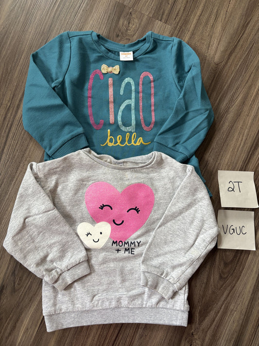 #138 - 2T VGUC (2) Sweatshirts (ciao and mommy + me)