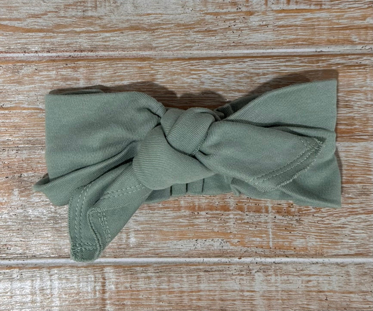 Seller #108 Kate Quinn Bamboo Bow Headband Size M 6-12M