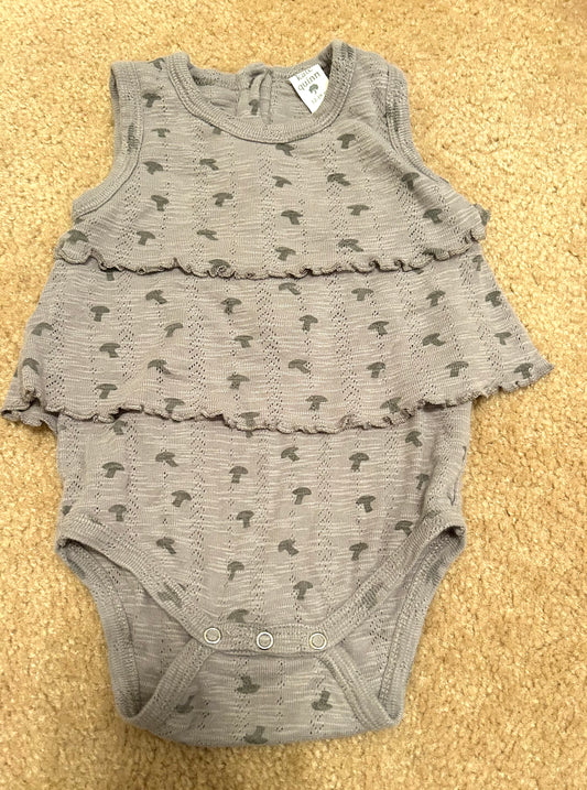 Kate Quinn 12-18m Onesie With Breathable Fabric