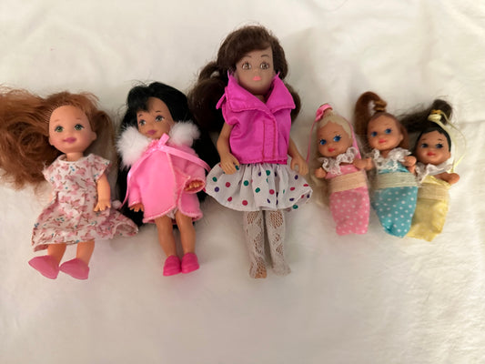 Set of 6 Barbie babies