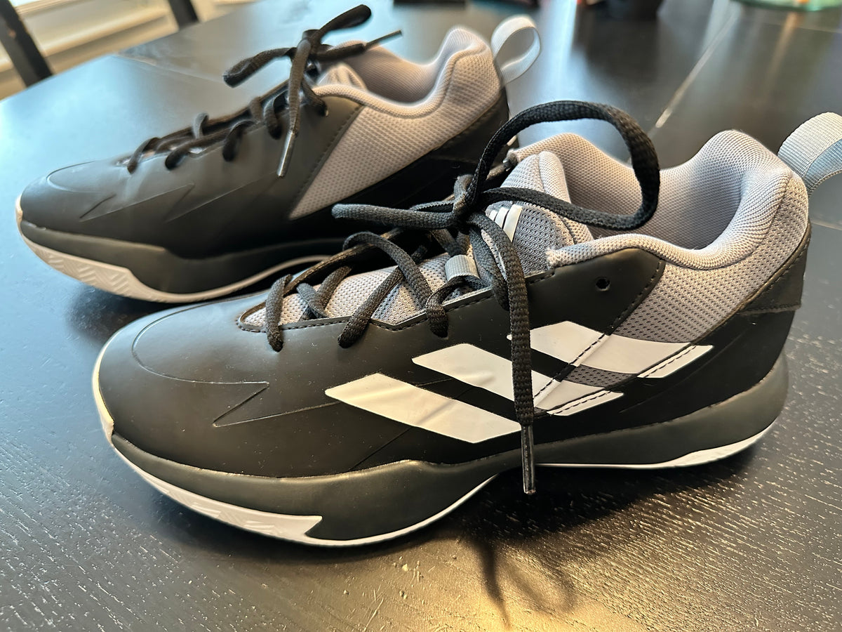#171 Boy’s Adidas Size 7 Cloudfoam Shoes- Like New