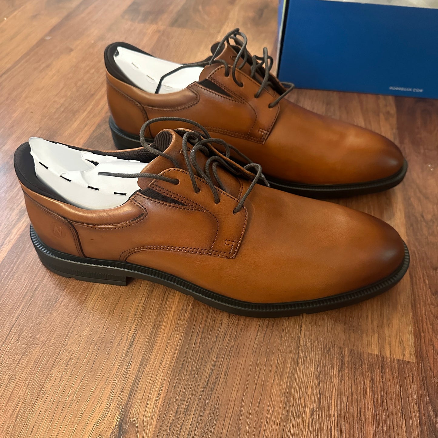 #4 Mens dress shoes size 12, new