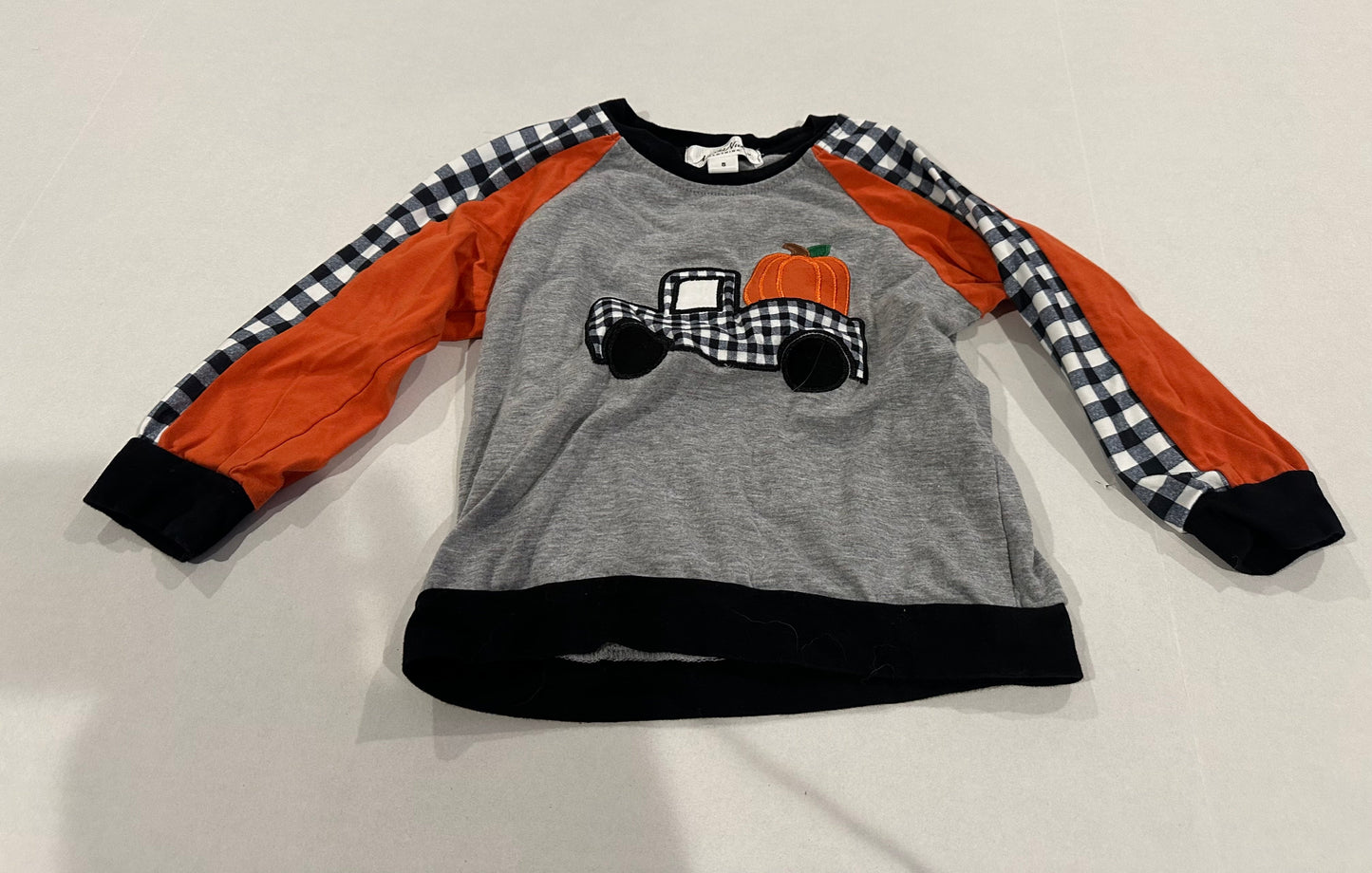 #160 Boys / gender neutral size S (fits like 3T) Marie Nicole long sleeve pumpkin fall shirt