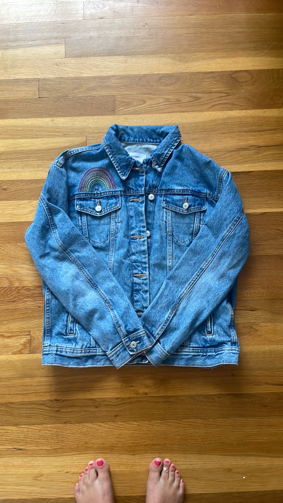 Old Navy Women’s rainbow jean jacket small