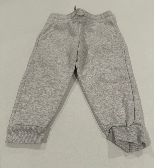#160 Girls 2T soft fleece Jumping Beans sweatpants