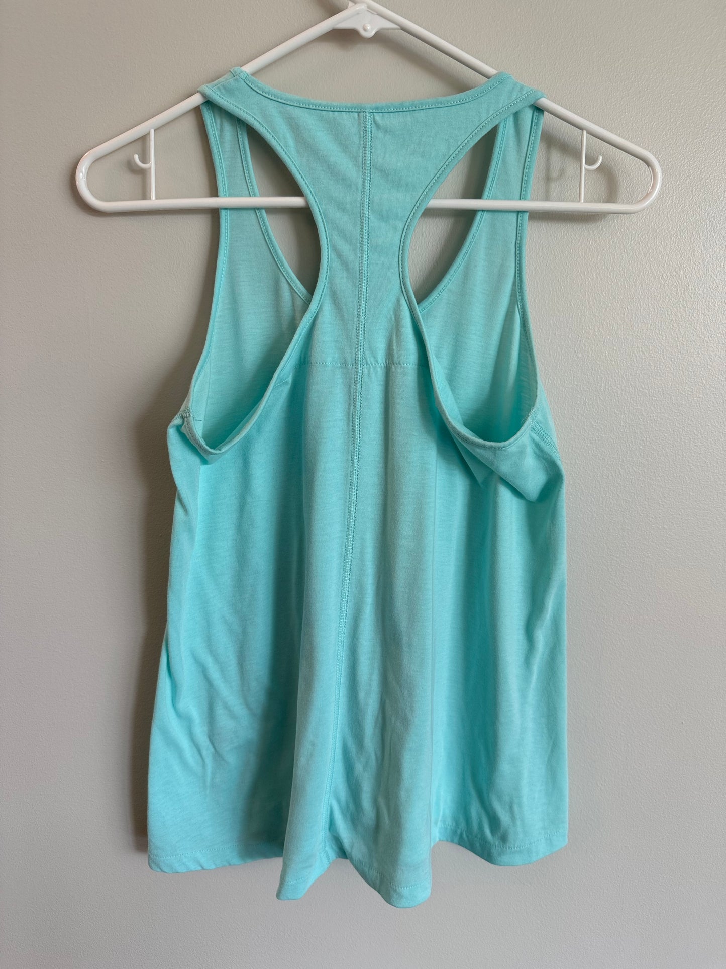 #173-Vineyard Vines women's tank size XS