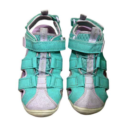 77 - Cat & Jack BEST Sandals sz 11