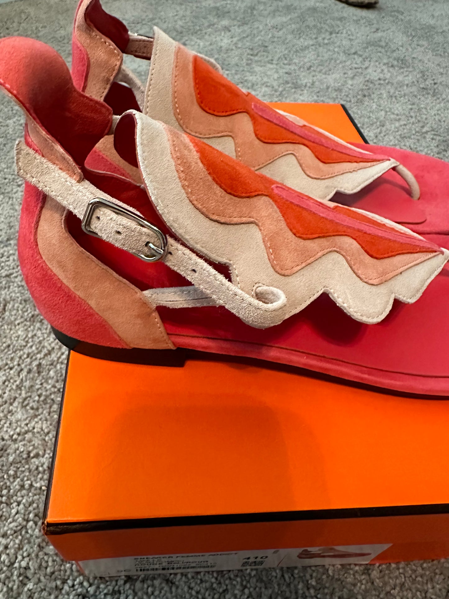 #91B Hermes Pink/Orange Sandals size 41