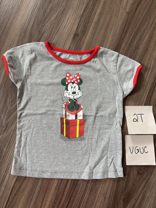 #138 - 2T VGUC Minnie Mouse Present TShirt