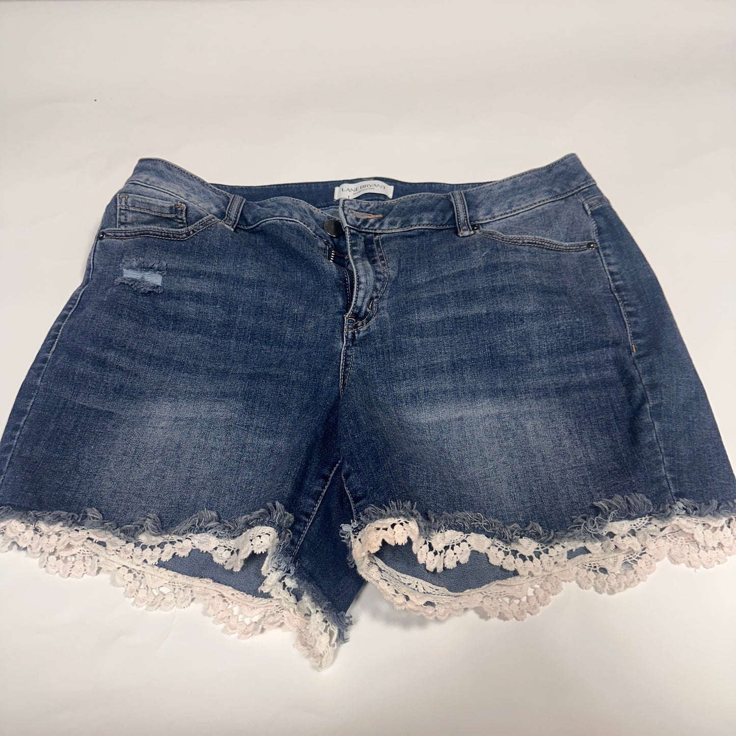 #4 Lane bryant shorts size 14