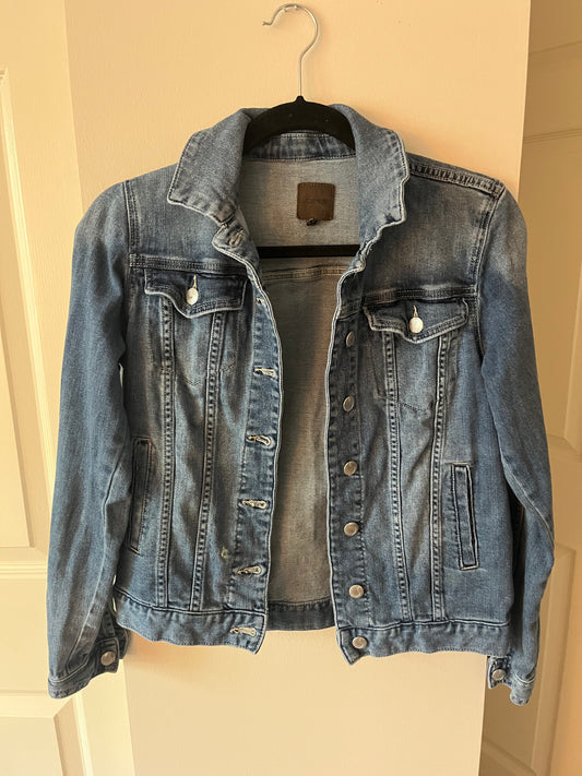 Seller #20 Joe’s brand denim jacket size small