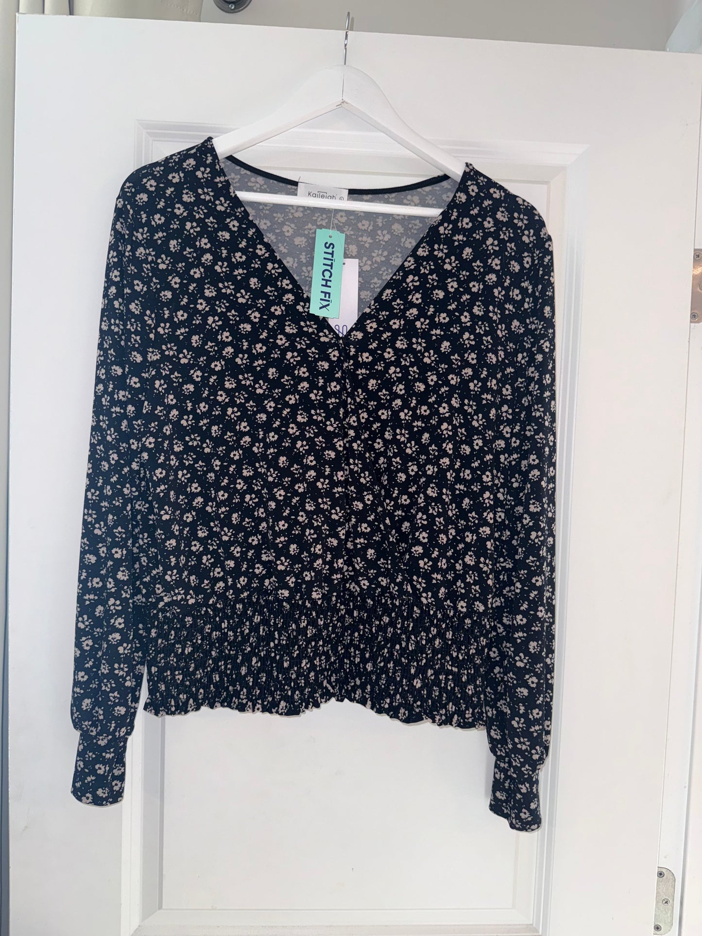 #106: Womens L Stitch Fix Top NWT