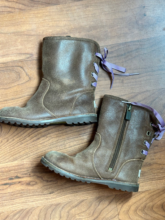 #48 UGG Brown Leather Boots with Lace Up Girls 10