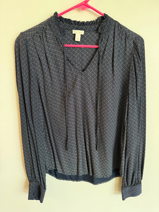 #173-women's navy blouse size XS