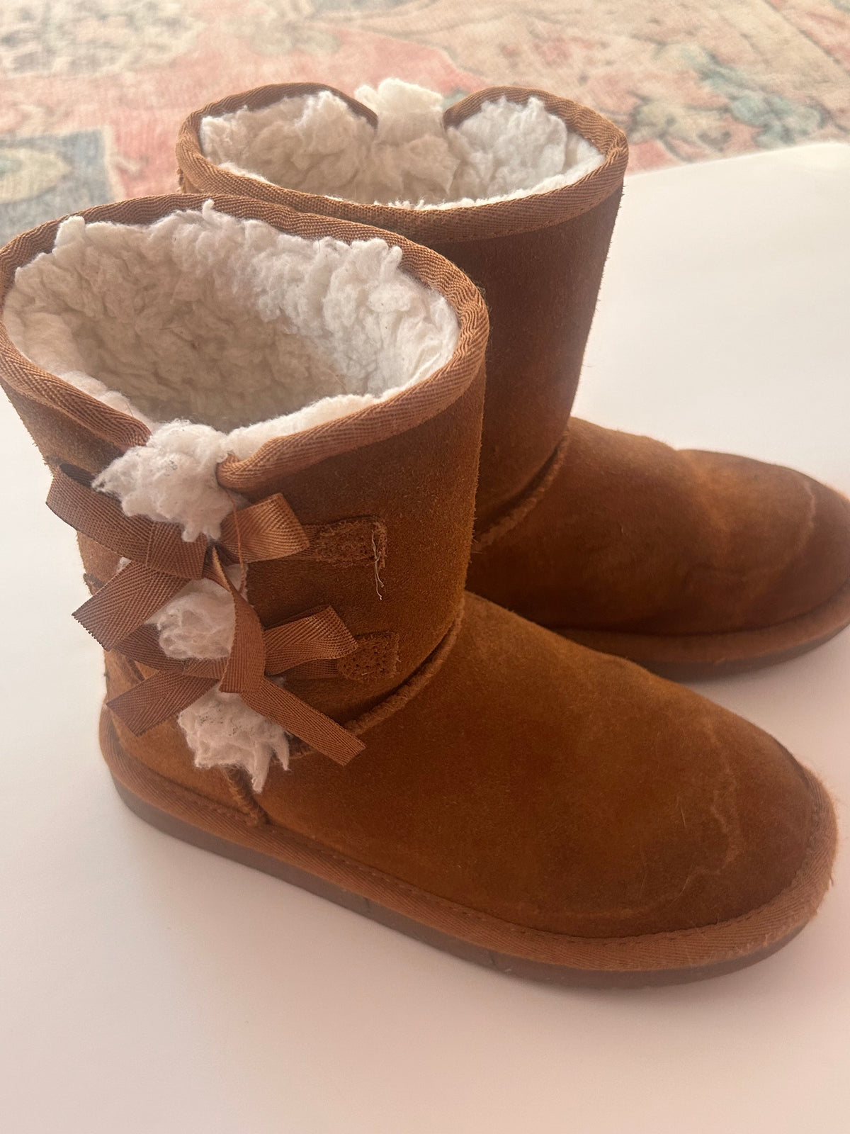#56 UGGs Koolaburra boots with bows girls size 1