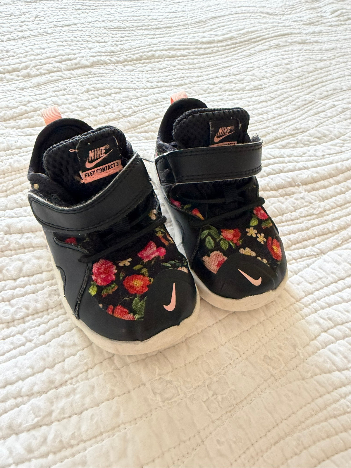 #49 Nike girls 5C sneakers