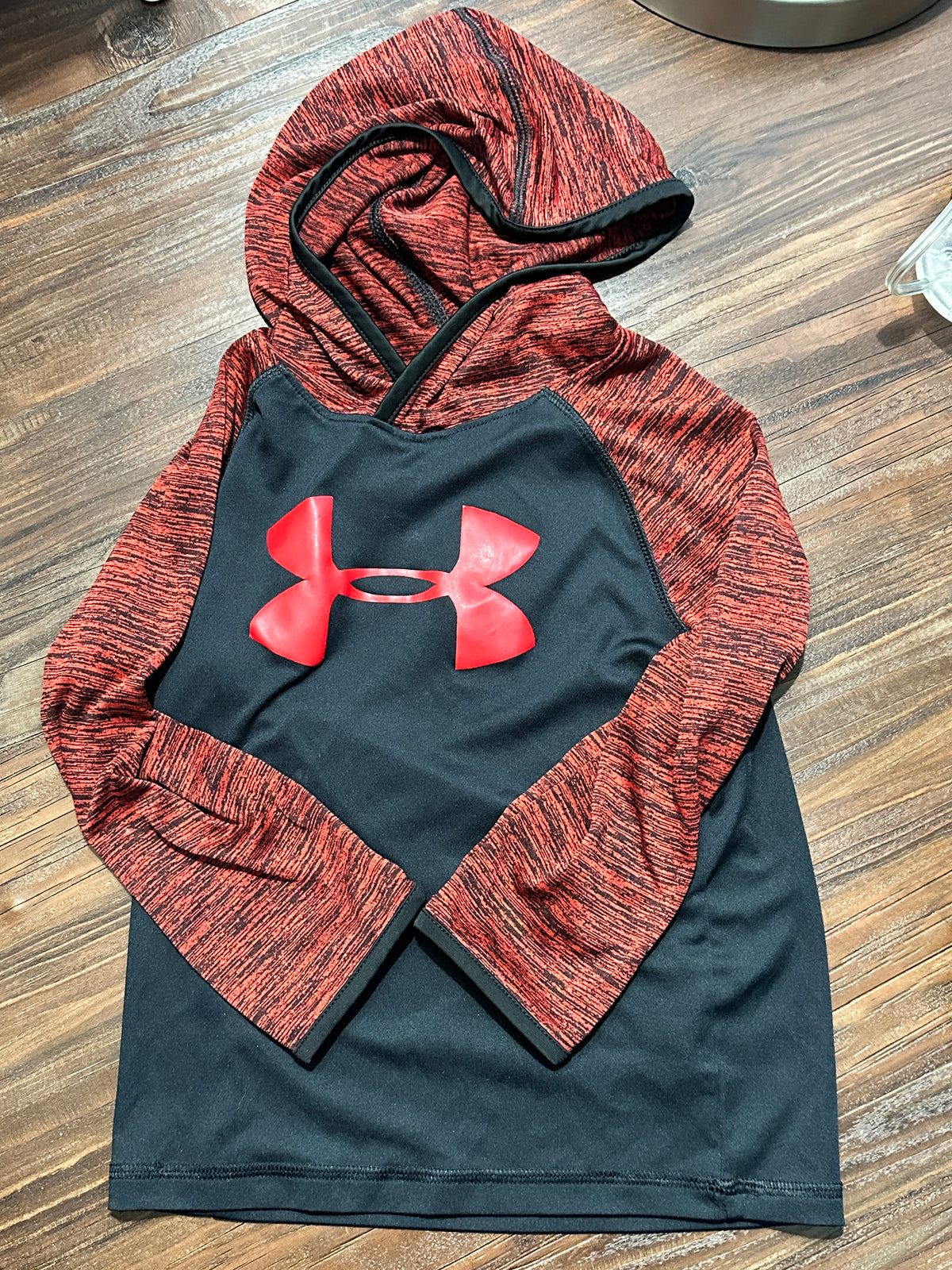 #48 UA Red & Black Top Boys 4T