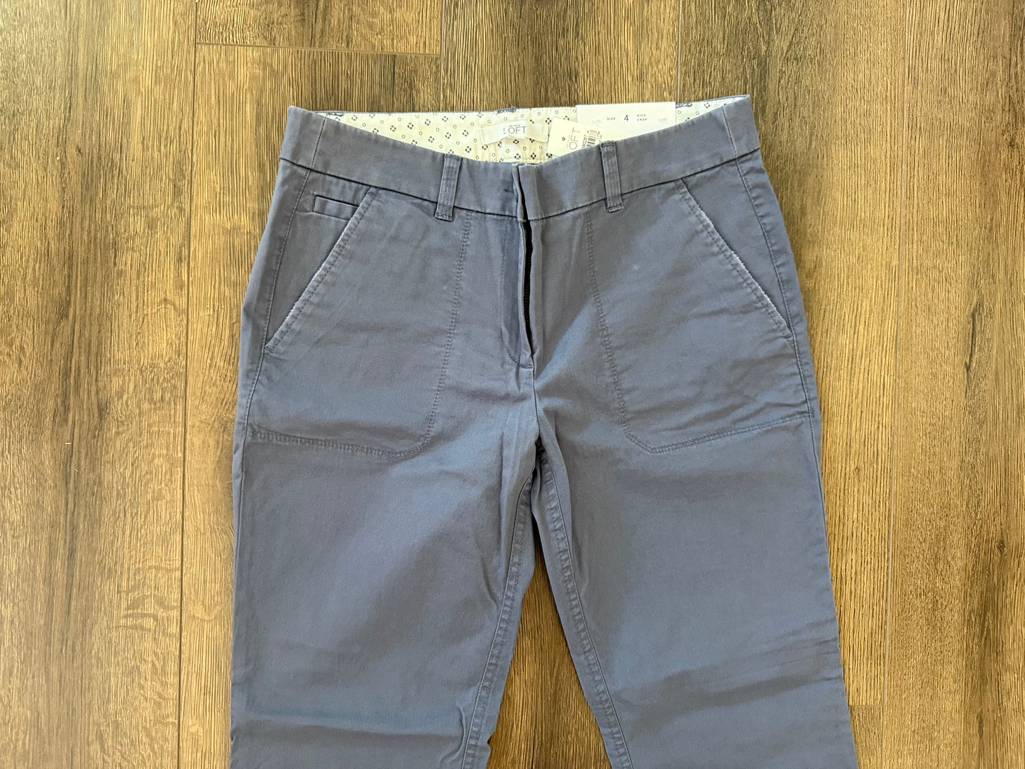 #173-Loft women's pants size 4 NWT