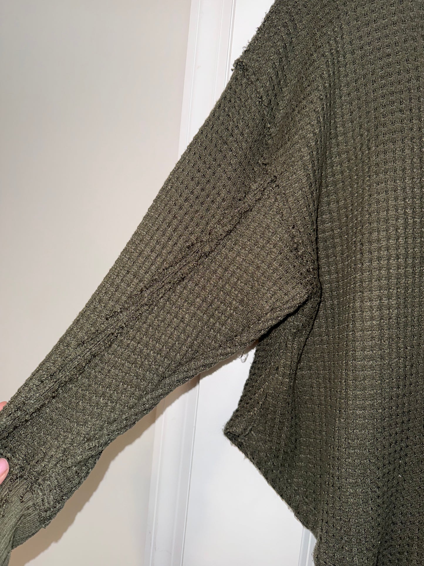 #106: Womens L SO Waffle Knit Top