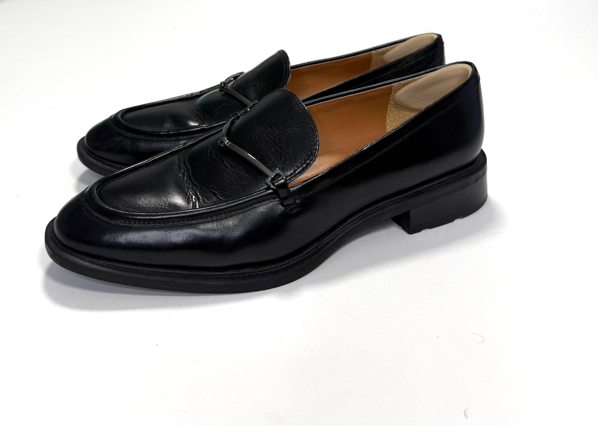 155 Women's Sarto Size 9 Black Loafers