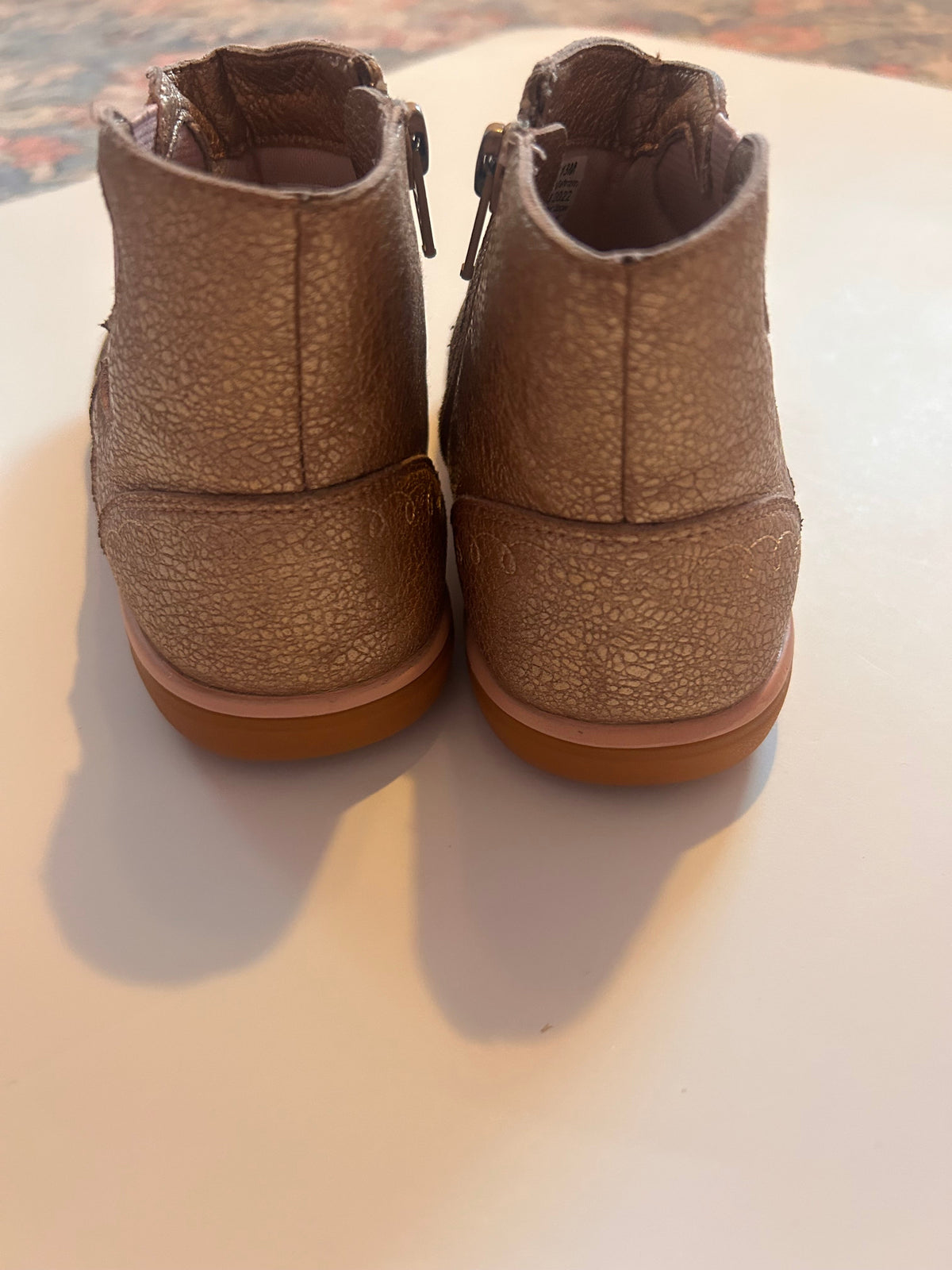#56 Livie and Luca size 13M girls gold boots with pink detail VGUC