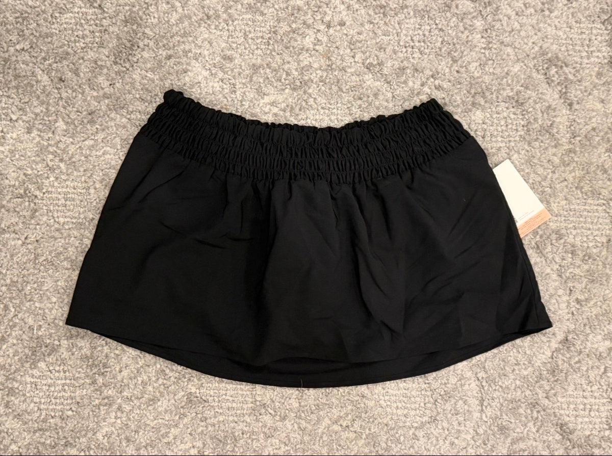 16 - Motherhood Maternity Skort - Large **NWT**