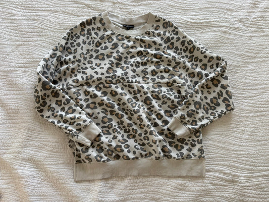 #49 Nursing Queen size medium leopard print sweatshirt