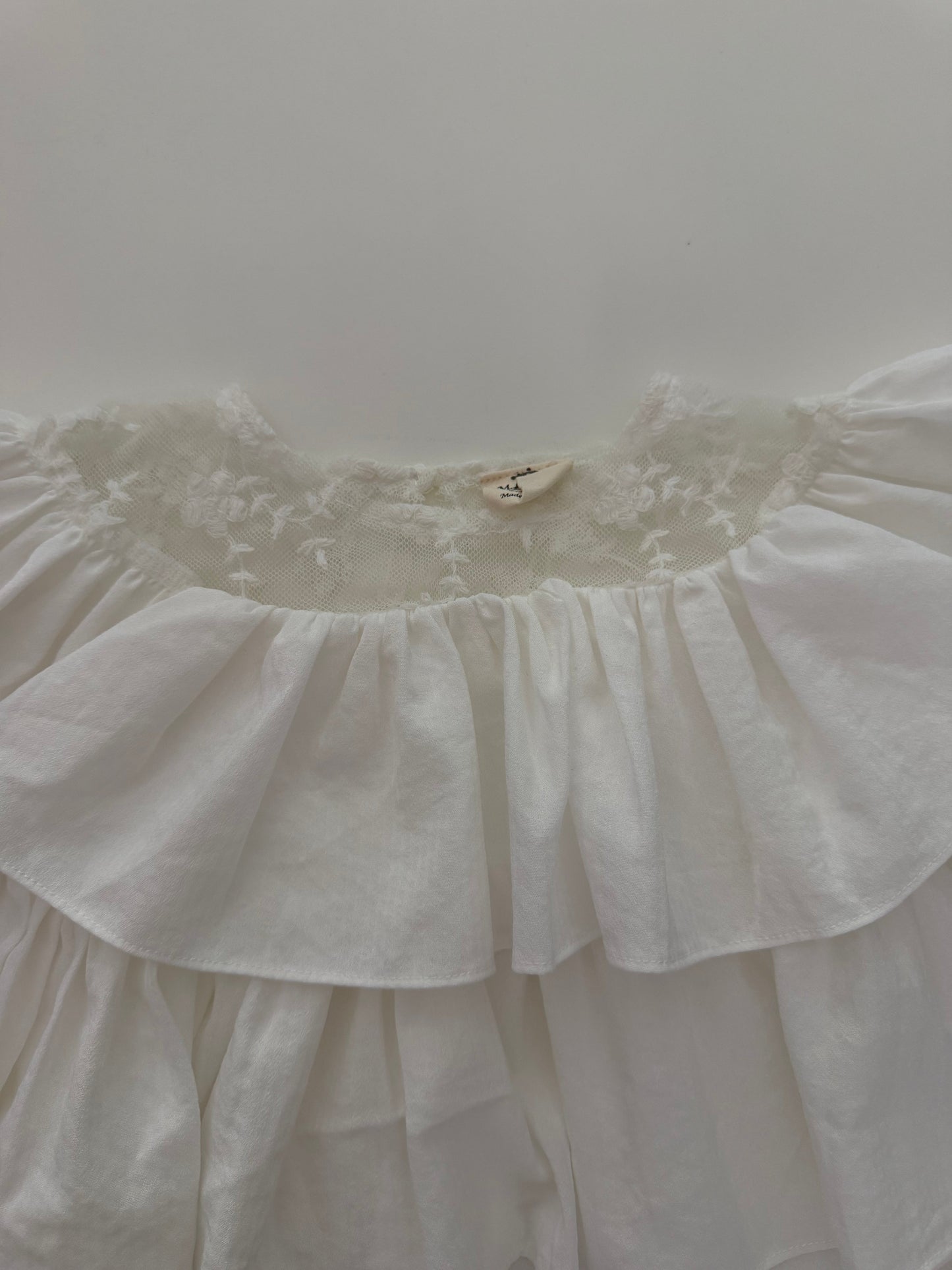 *reduced* #117, Girls 2T, Boutique white tiered ruffle & lace flowy top, VGUC