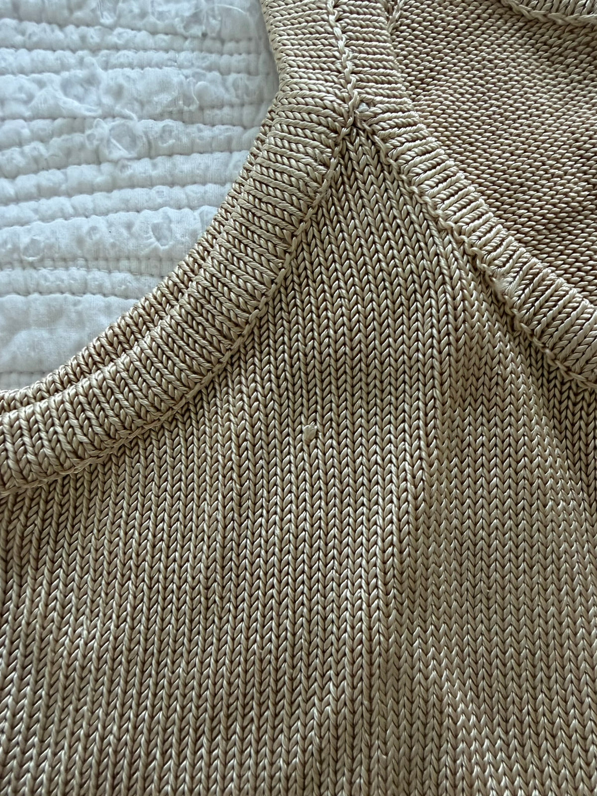 #49 Ann Taylor NWT sweater tank size large (fits like a medium)