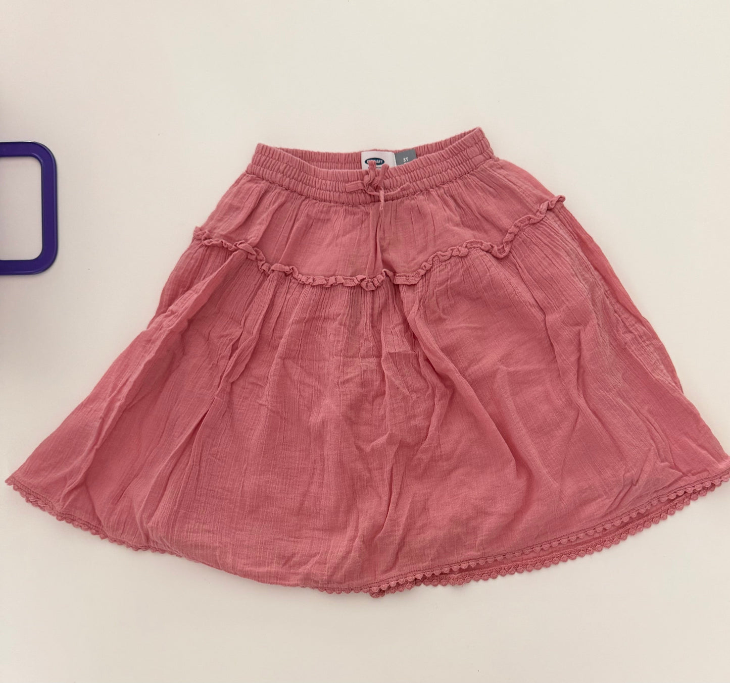*reduced* #117, Girls 3T, Old Navy mauve skirt, VGUC