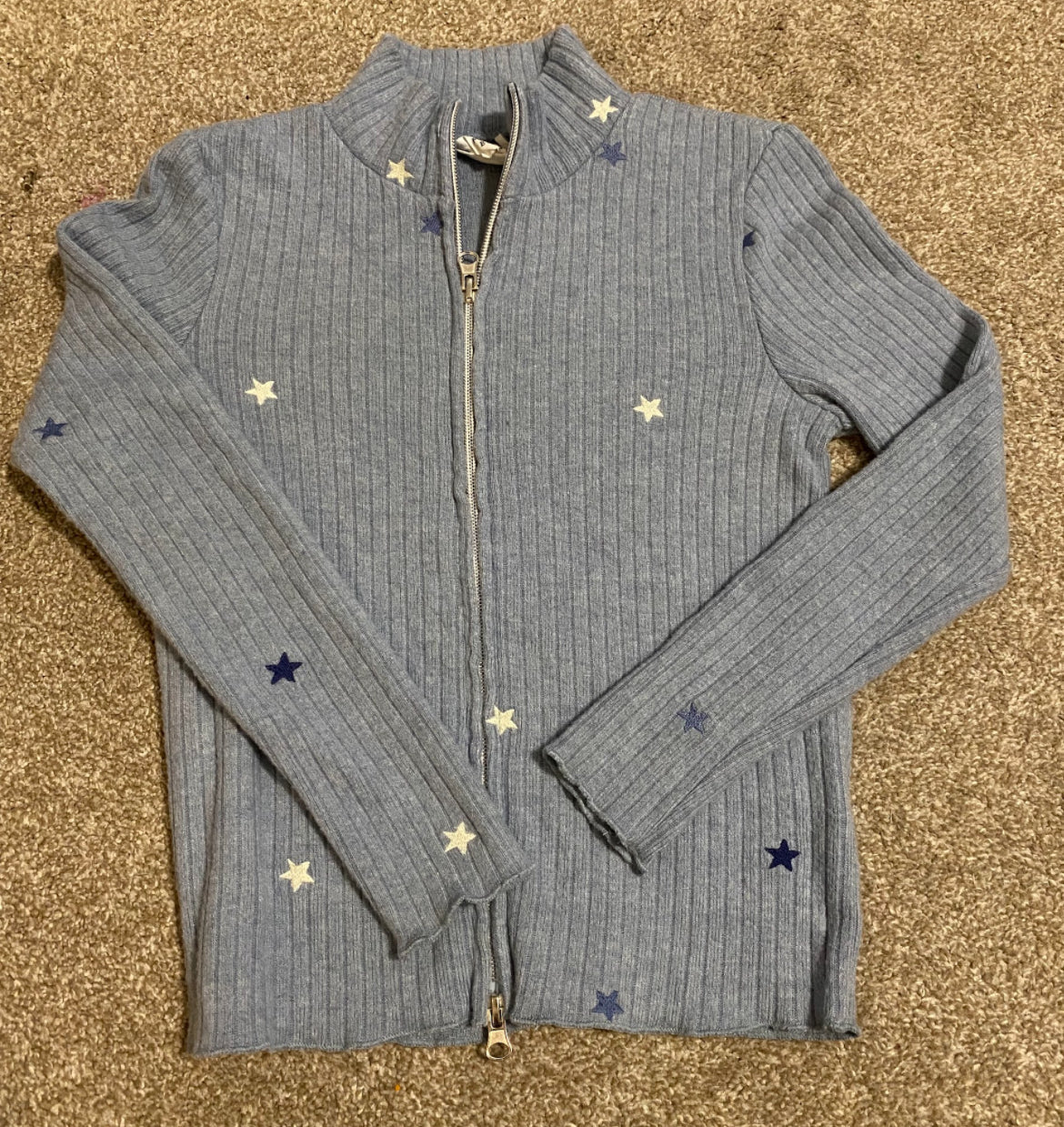 Seller #121 Girls Medium (size 8) Blue super soft sweater