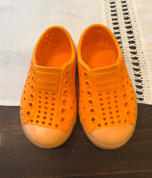 #67 Natives C5 Orange