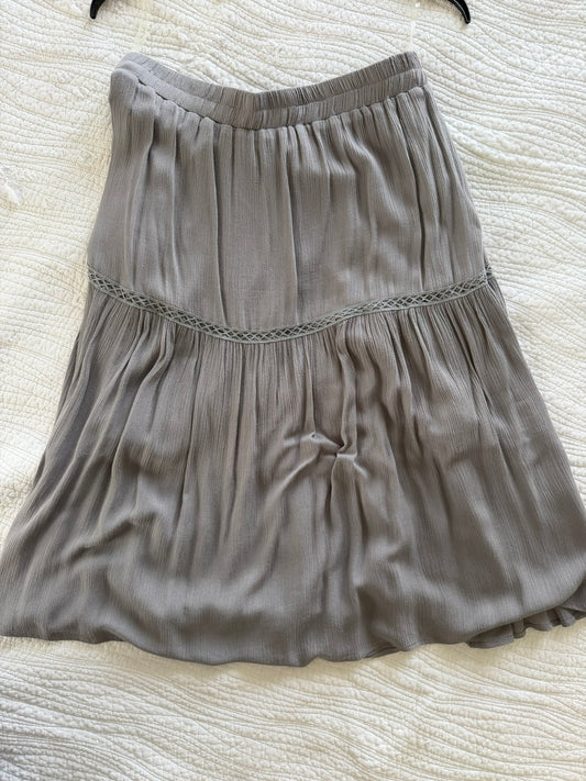 #49 boutique size large gray midi skirt