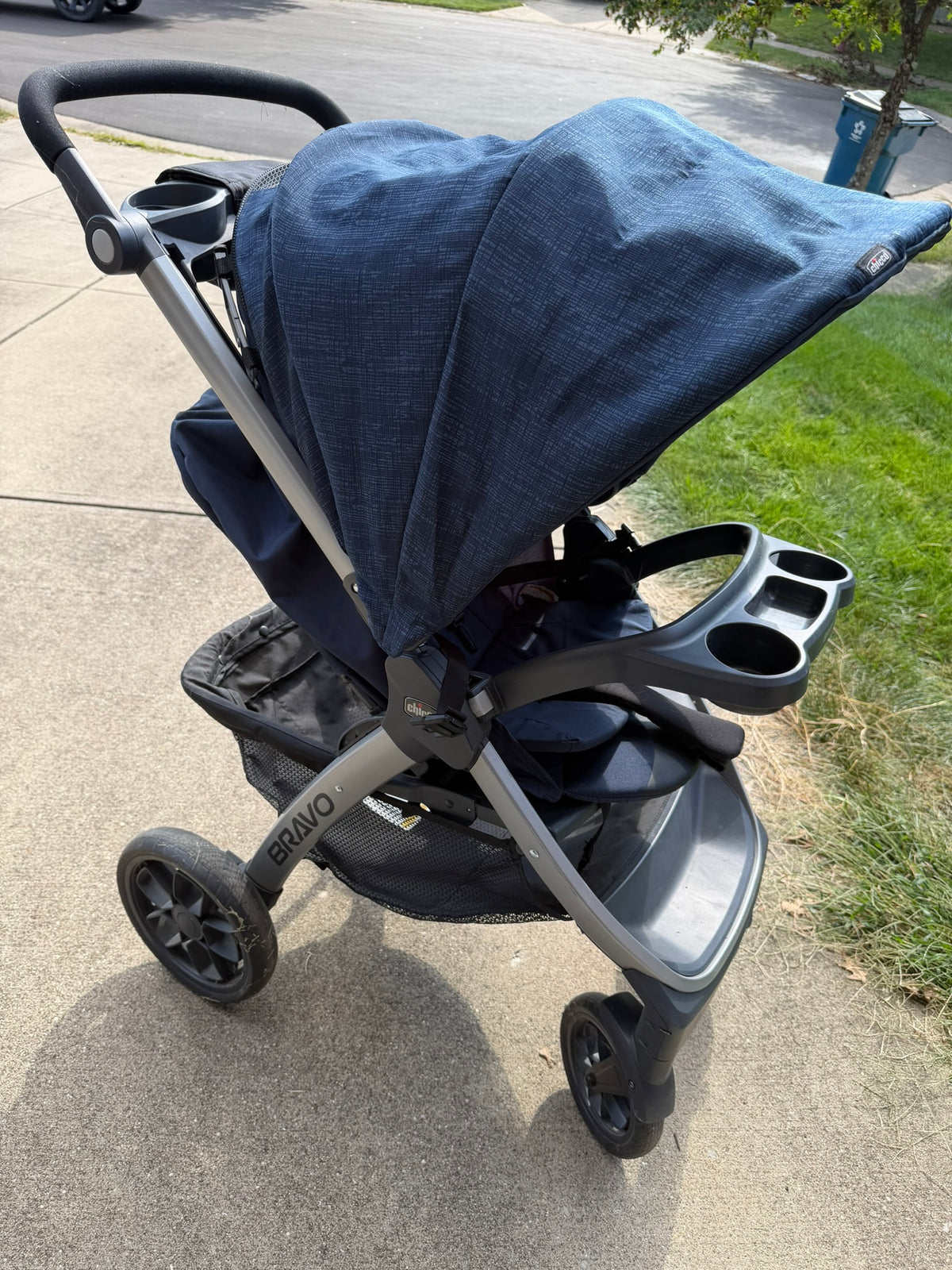 #49 Chicco Bravo stroller