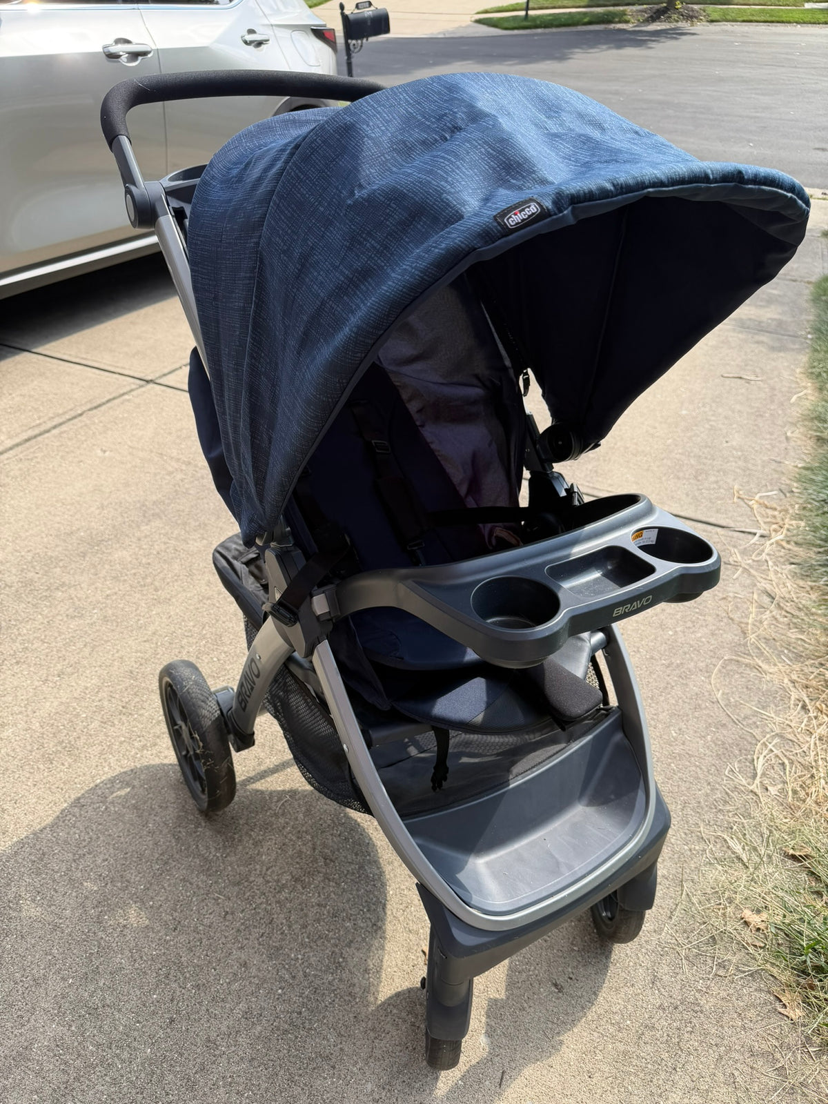 #49 Chicco Bravo stroller