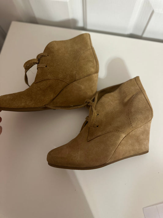#23 women’s wedge bootie size 6 1/2 (reduced)
