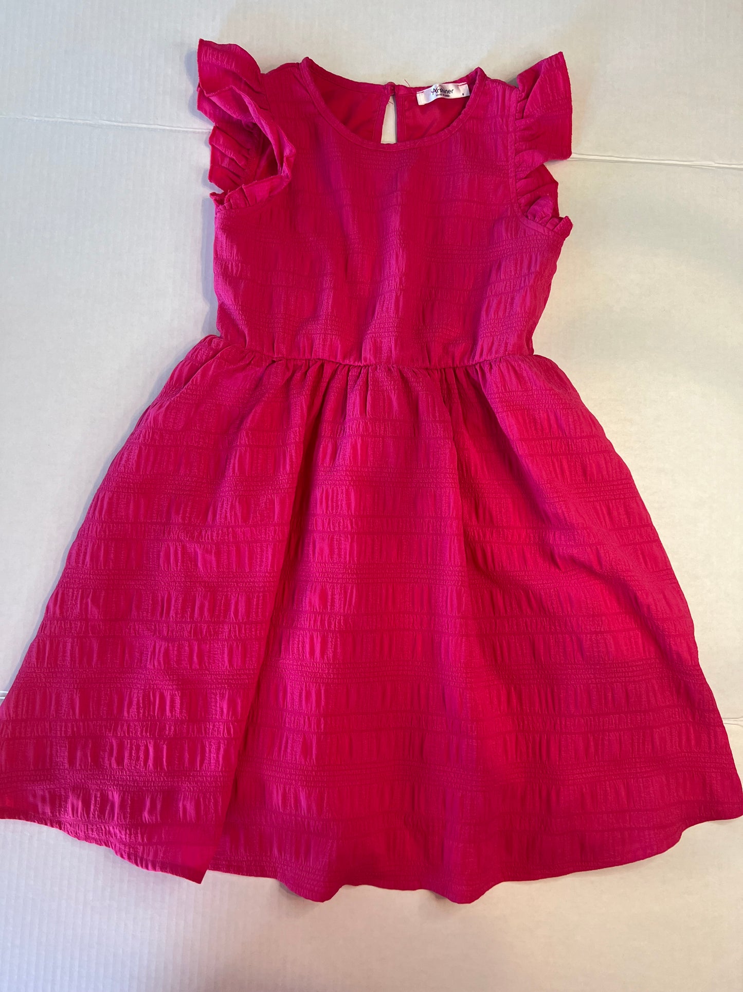 #156 Arshiner girls size 6 hot pink dress with pockets
