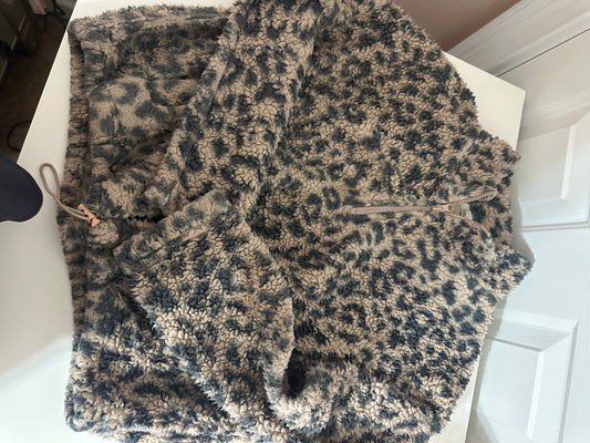 #23 leopard fleece women’s size small (reduced)