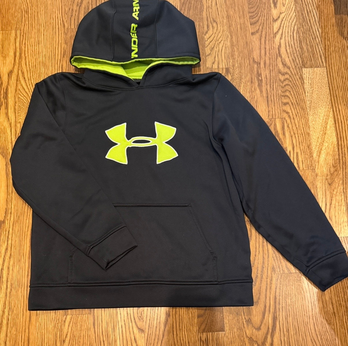 #41 |  YL Under Armour Sweatshirt Hoodie, boys
