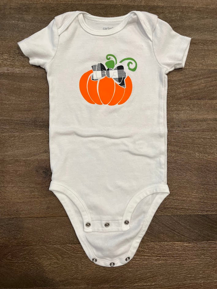 Seller #55 Carters 18 M Girls Short-sleeve screen print pumpkin bodysuit