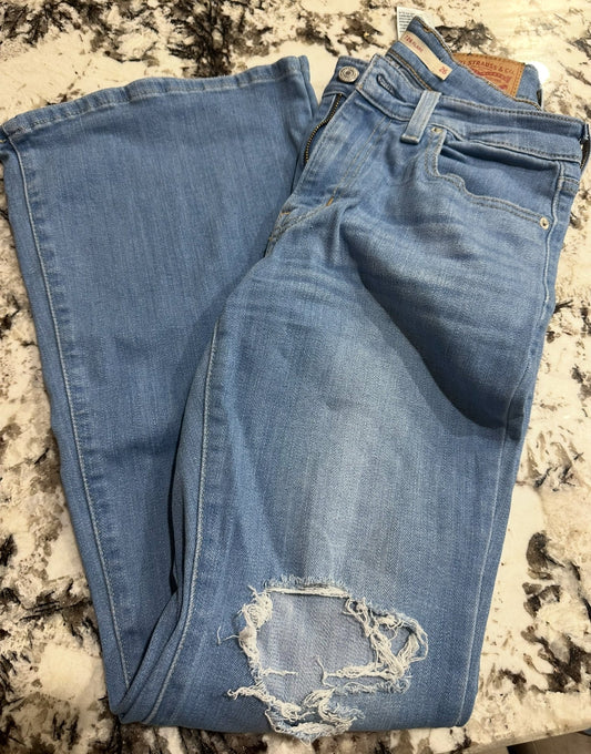 #23 Levi’s women’s jeans size 26 (reduced)