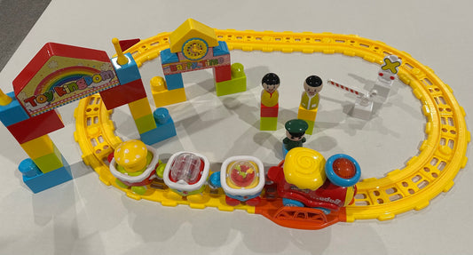 #160 Train play set