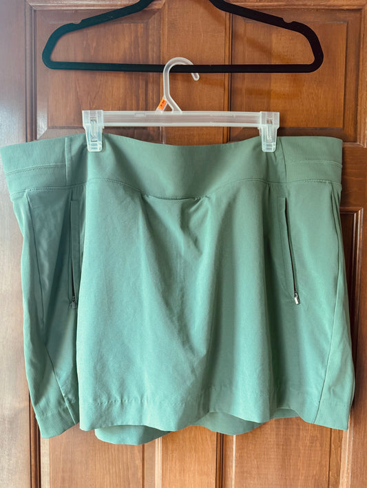 Seller #126 Athleta Size 22 (2X) Green Skort