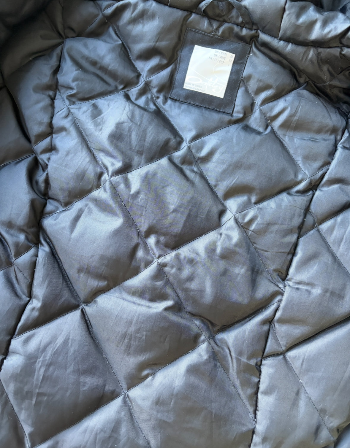 Seller # 105 - Women's Medium Oakley Black Parka GUC